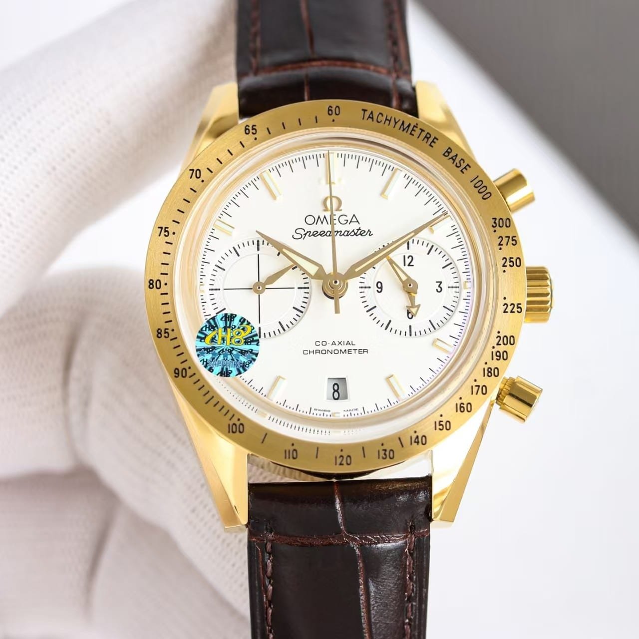 Replica Omega Speedmaster Co-Axial Chronometer Yellow Gold