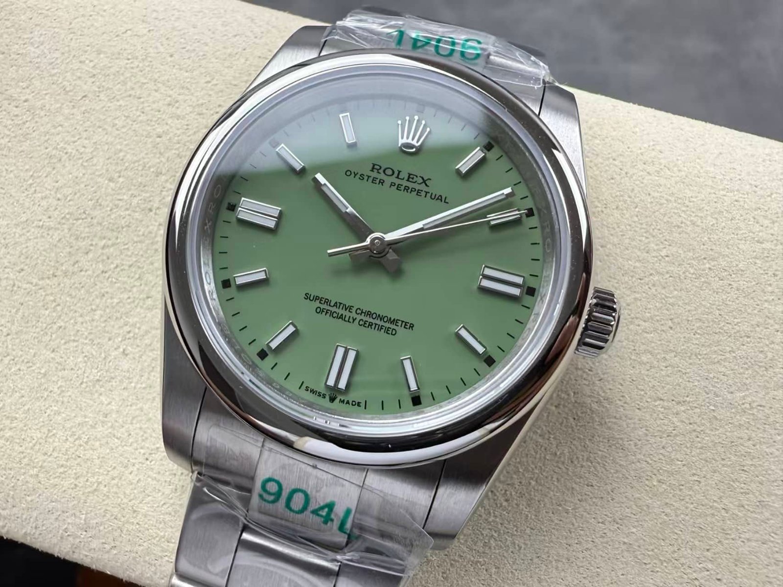 VS Factory Rolex Oyster Perpetual Green Dial — Ref. 124300 41mm Super Clone - Image 4