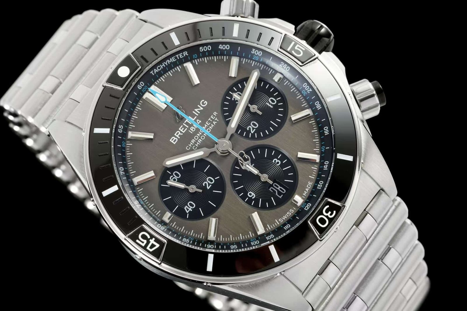 Super Clone Breitling Chronomat 42 Slate Grey Dial Black Subdials Stainless Steel Pilot Bracelet BLS Factory - Image 5