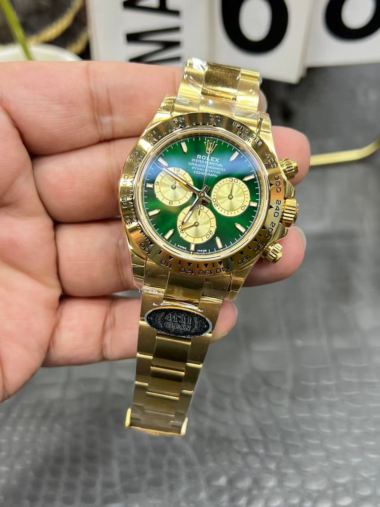 Clean Factory 4131 Super Clone Gold Daytona with Green Dial (China) - Image 4