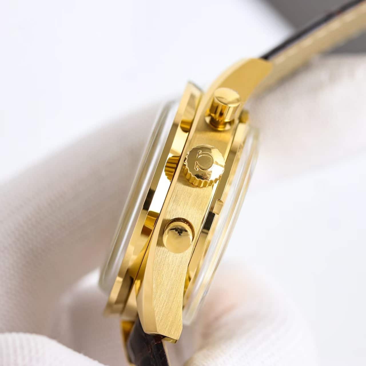 Replica Omega Speedmaster Co-Axial Chronometer Yellow Gold - Image 7
