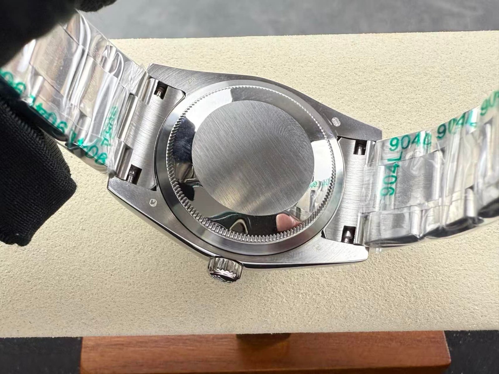 VS Factory Rolex Oyster Perpetual Green Dial — Ref. 124300 41mm Super Clone - Image 8