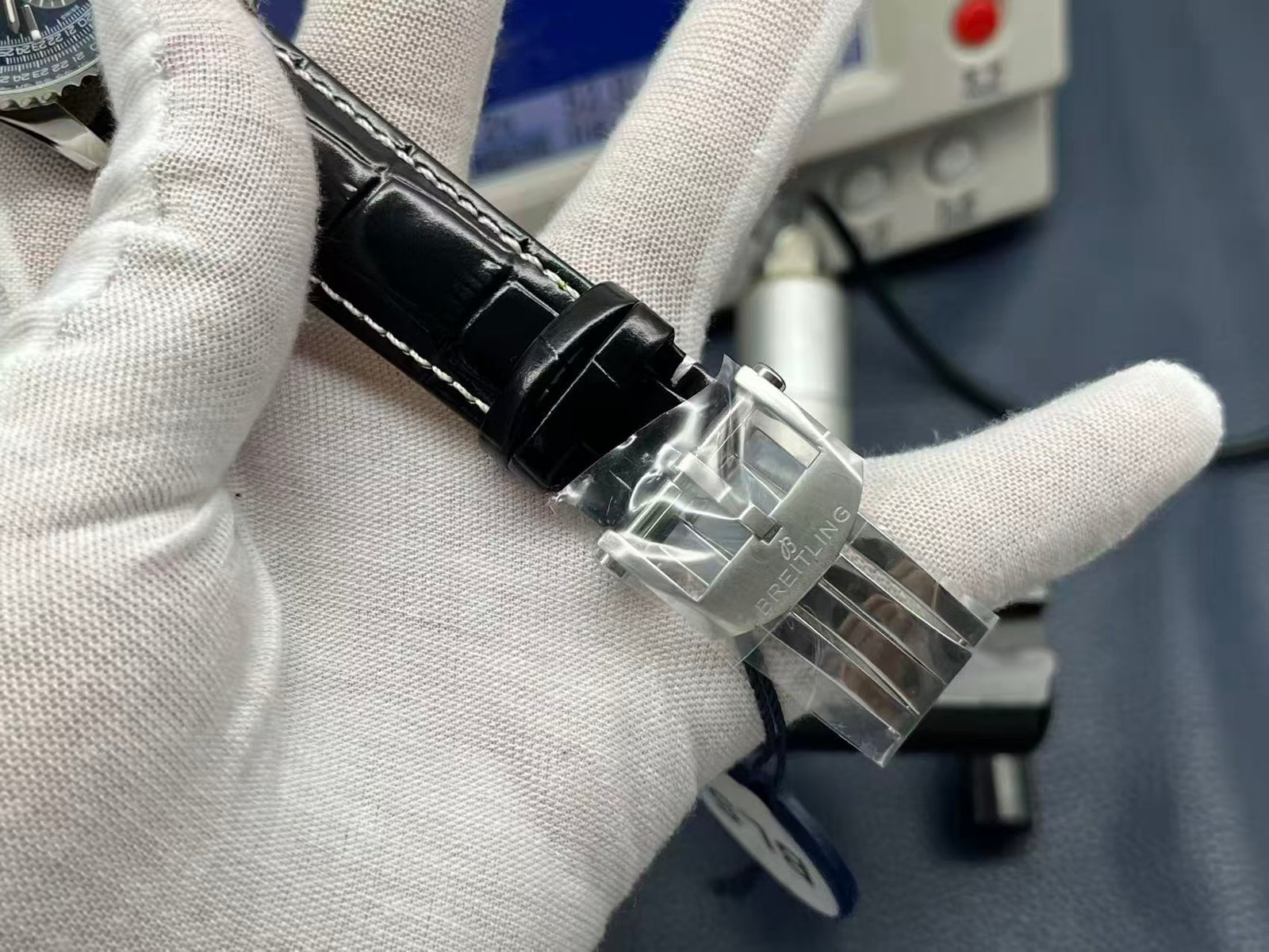 Breitling Navitimer Super Clone by TF Factory — Steel Case, Blue Dial, Italian Leather Strap - Image 9