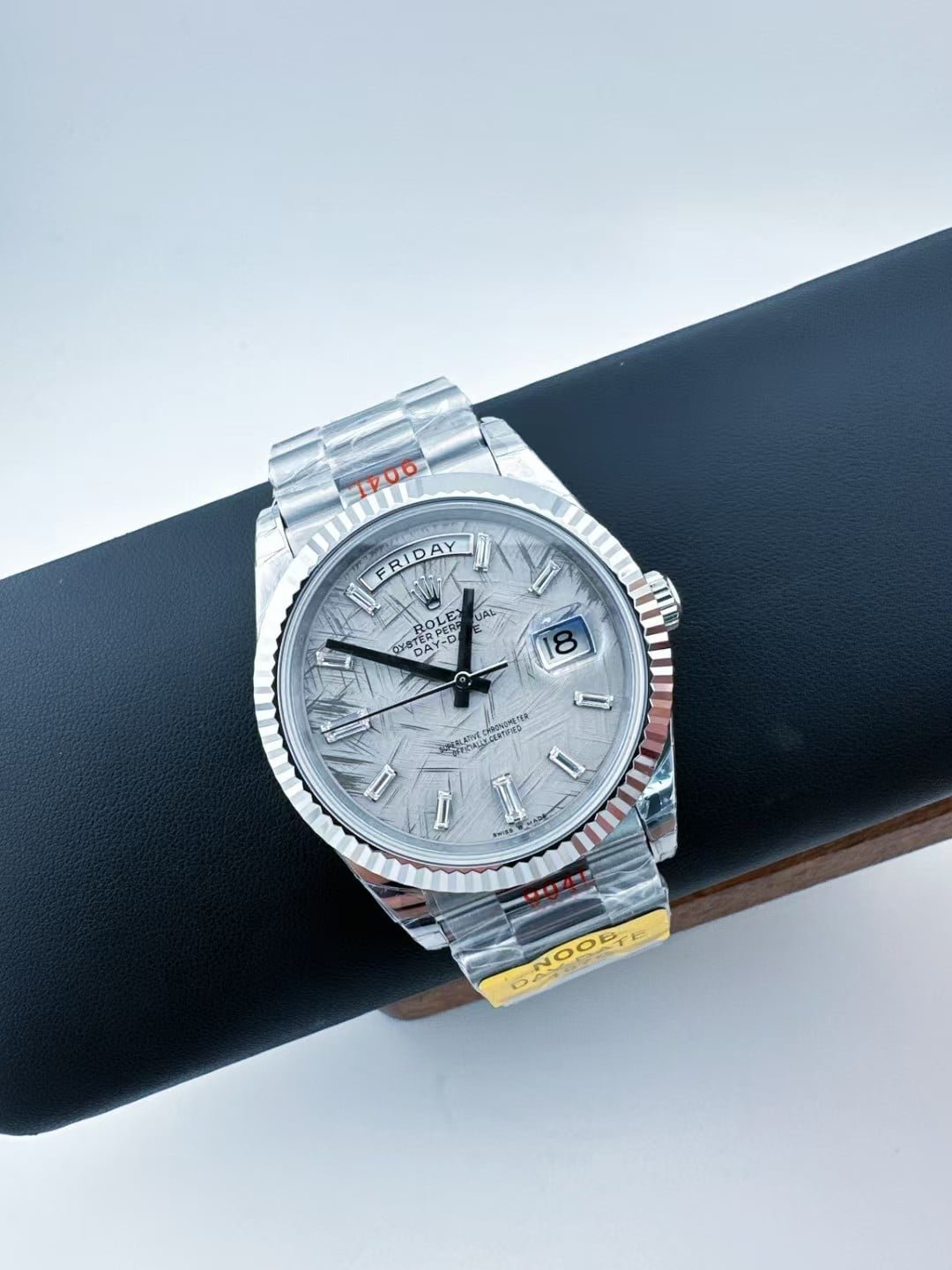 Replica Day-Date 40 Style – Ref. 228239 Meteorite Texture Dial - Image 5