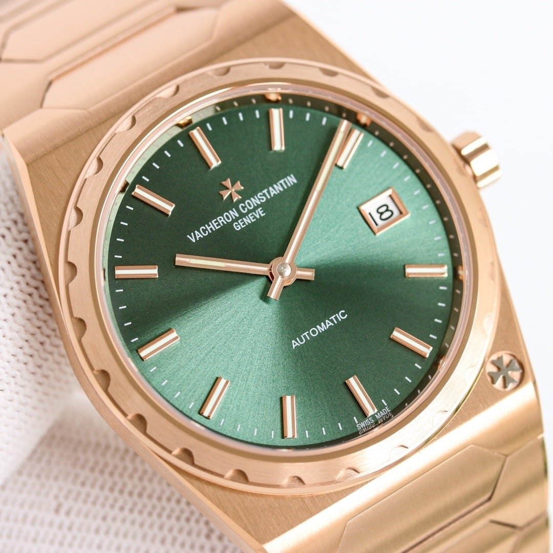 Super Clone Vacheron Constantin Historiques 4200H/000R-9359 37mm Green Dial Rose Gold Case Integrated Bracelet TW Factory - Image 4