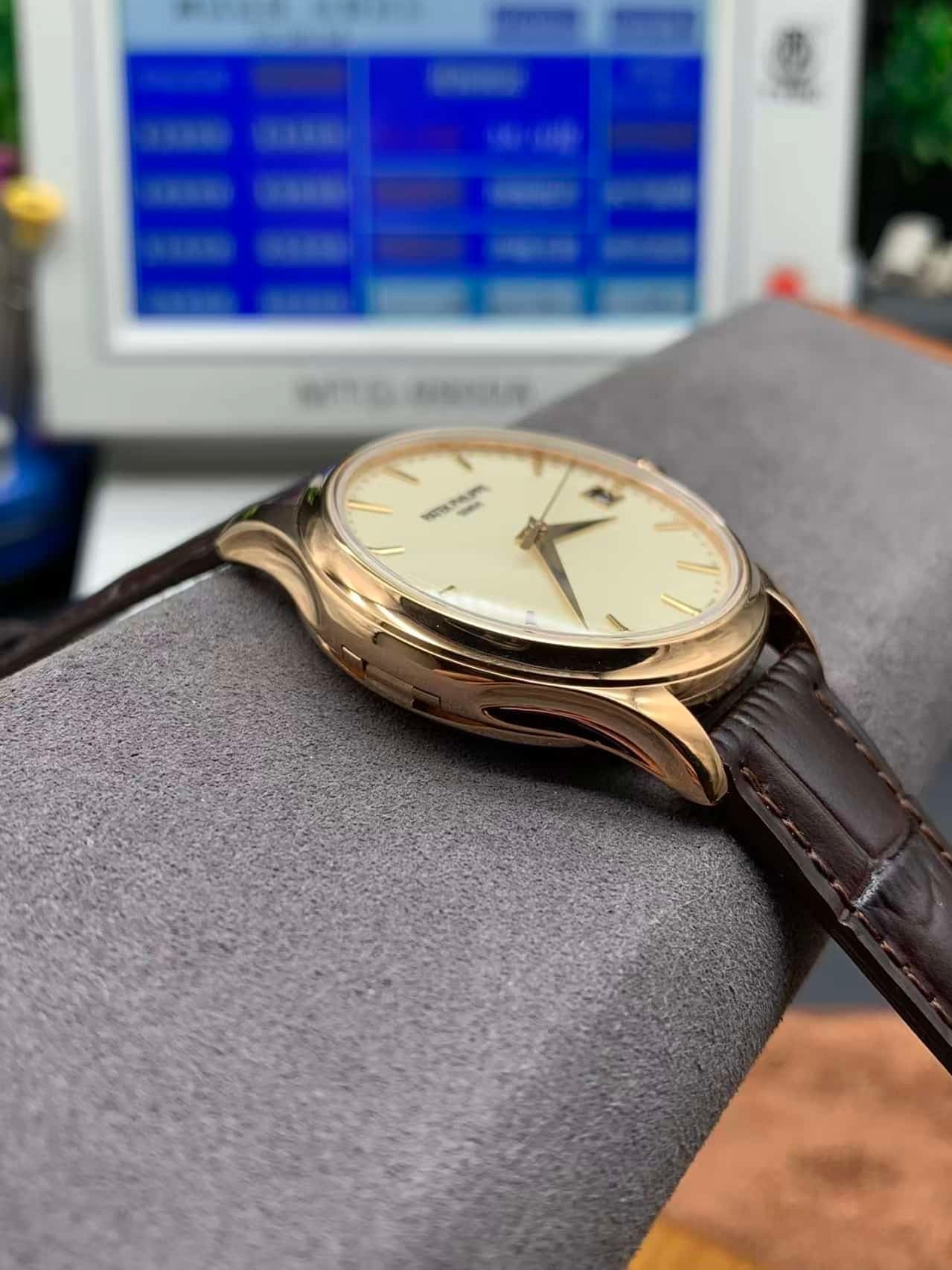 Patek Philippe Calatrava 5227R 3K Factory Super Clone - Image 4