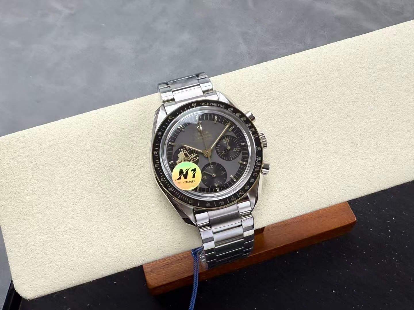 Replica Omega Speedmaster “Apollo 11 50th Anniversary” — N1 Factory - Image 11