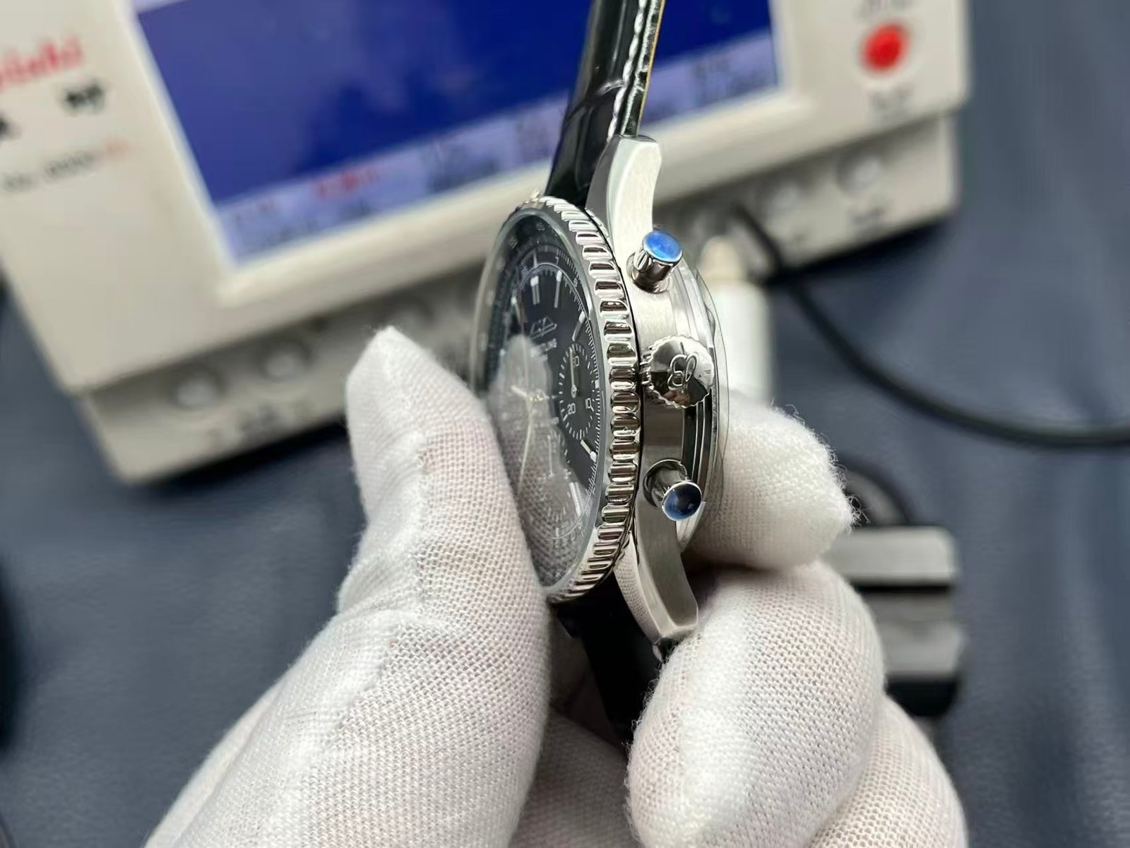 Breitling Navitimer Super Clone by TF Factory — Steel Case, Blue Dial, Italian Leather Strap - Image 7