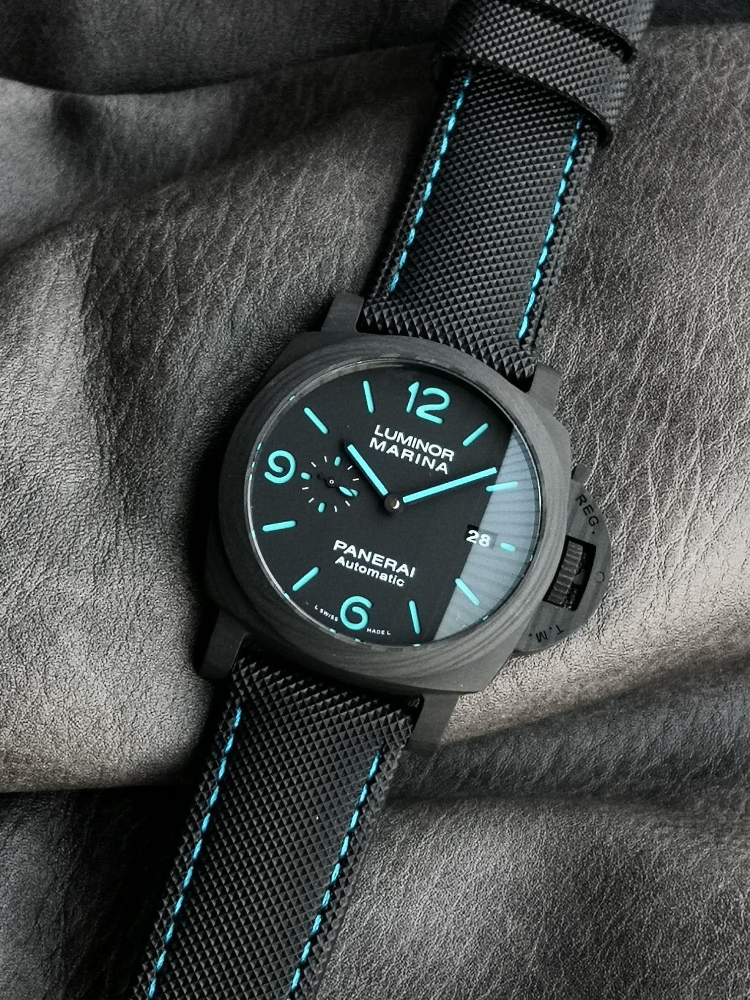 Replica Panerai Luminor Marina PAM01661 Carbotech™ 44mm - Image 3