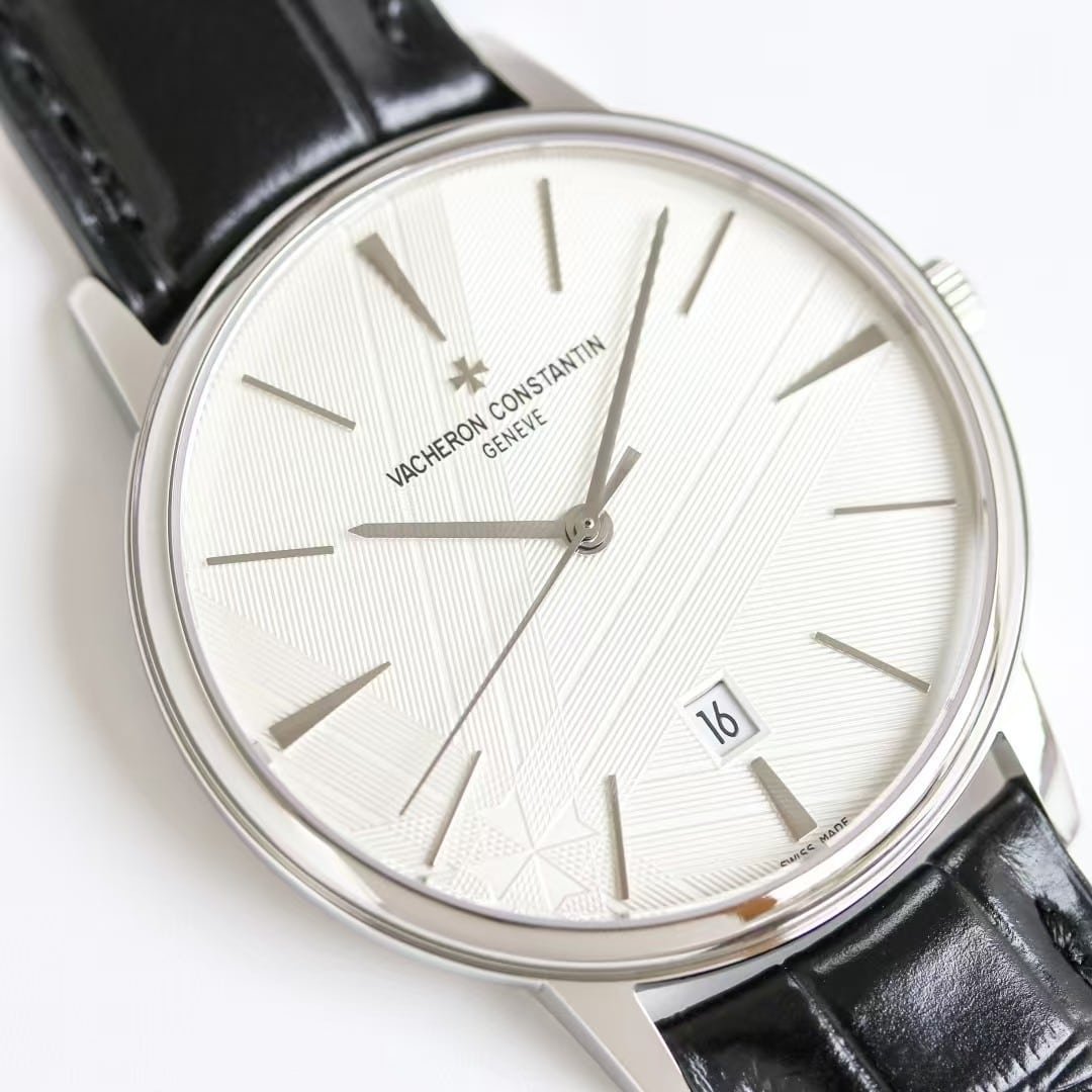 Super Clone Vacheron Constantin Patrimony 40mm Silver Engraved Dial White-Gold Case Black Leather Strap MKS Factory - Image 4