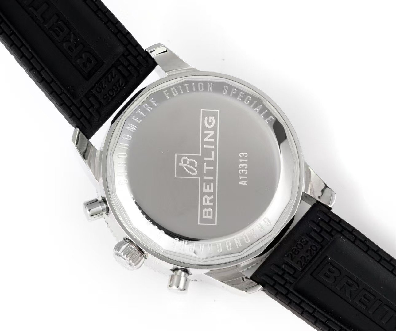 Super Clone Breitling Superocean Heritage II Chronograph 44 Green Dial Black Bezel Rubber Strap BLS Factory China Replica Edition - Image 9