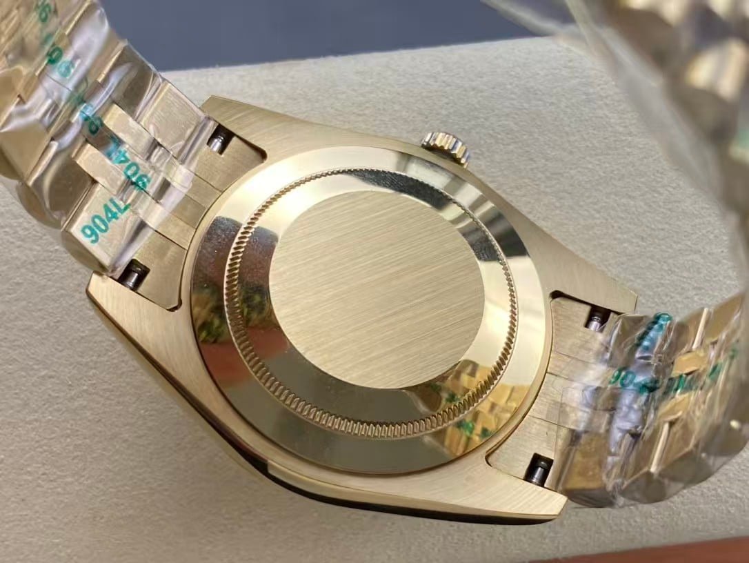 Replica Sky-Dweller 326938 Champagne Dial - Image 10