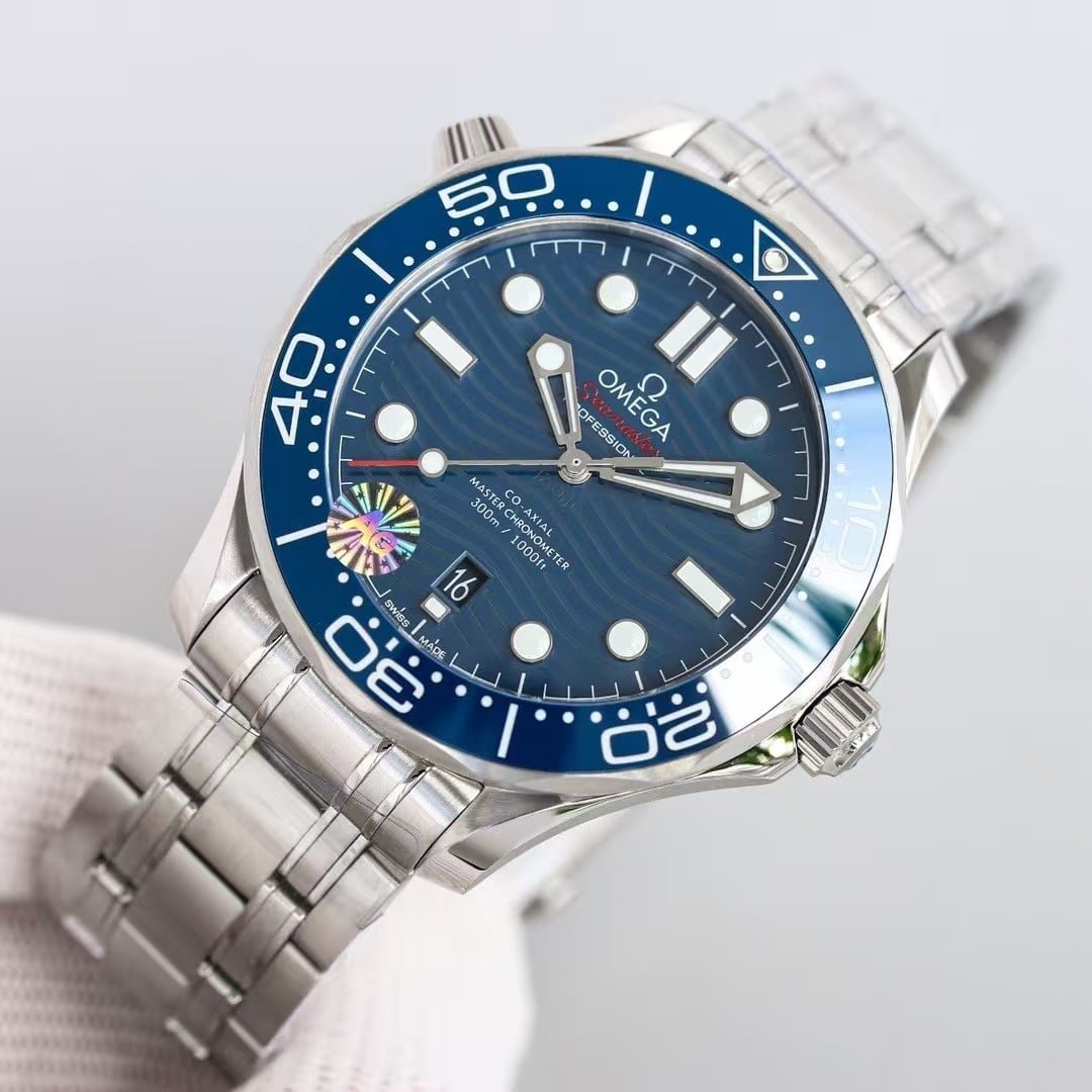 Replica Omega Seamaster Diver 300M Blue Wave Dial — VS Factory - Image 5