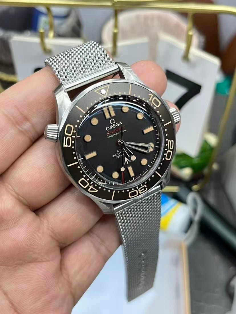 Seamaster Diver 300M “No Time To Die” - Image 5