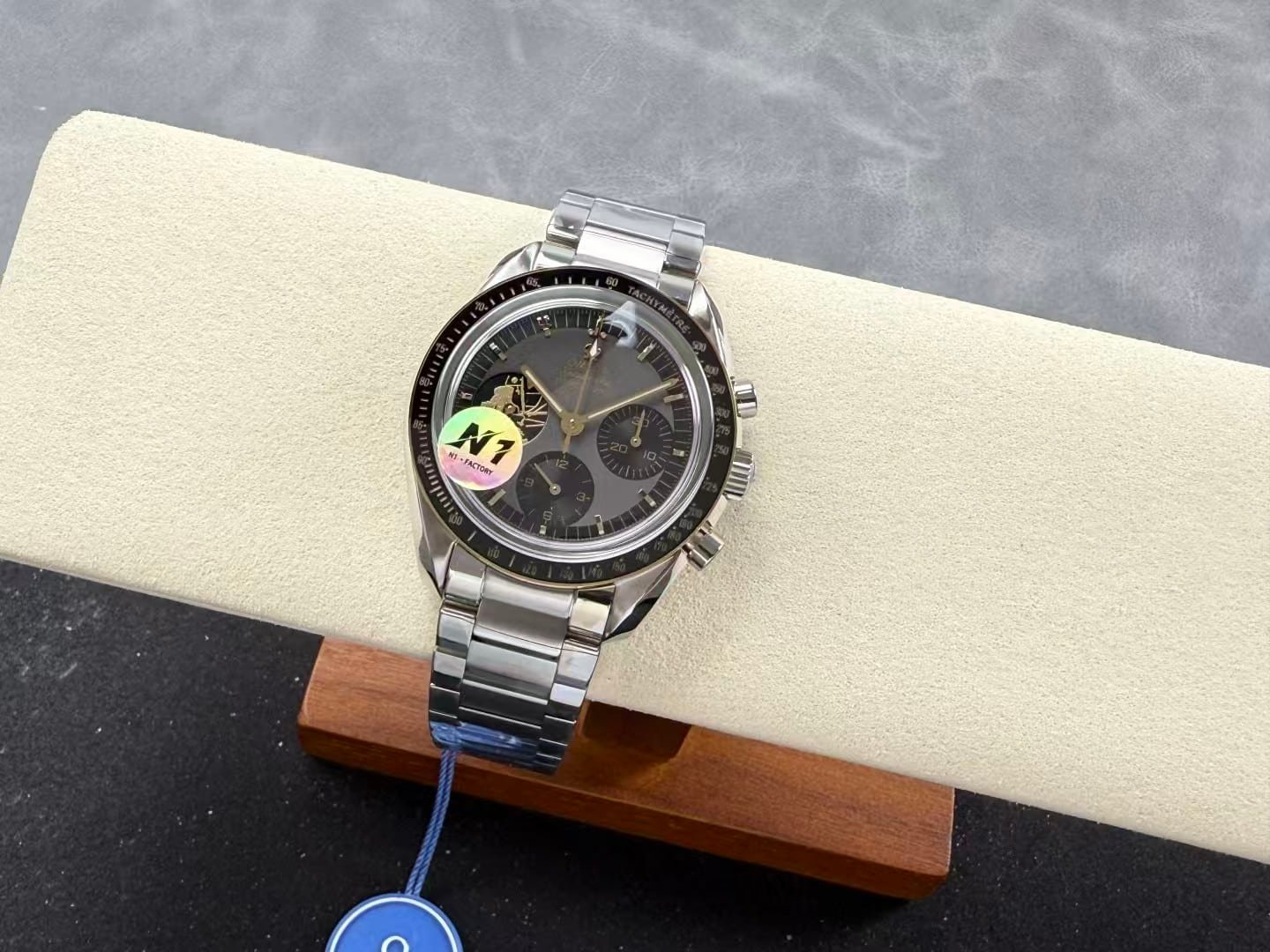 Replica Omega Speedmaster “Apollo 11 50th Anniversary” — N1 Factory - Image 5