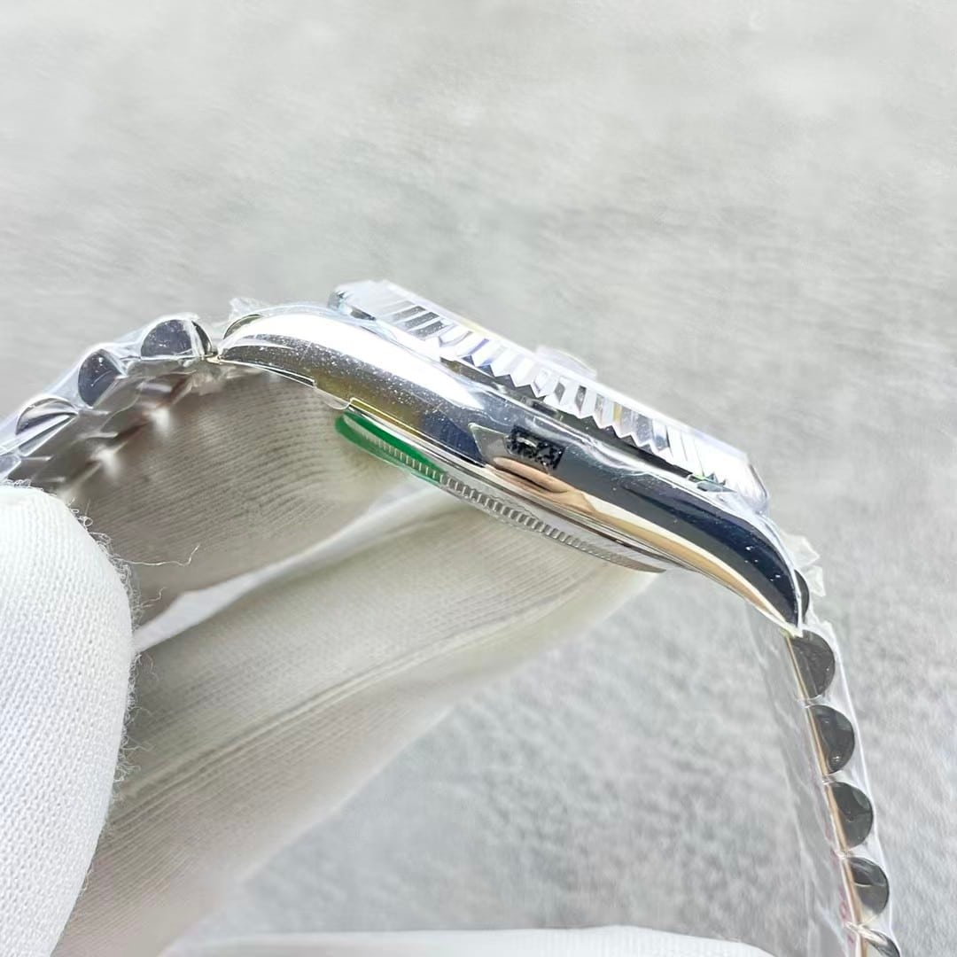 Replica Day-Date 40 Style – Black Gloss Dial, Full Steel Look - Image 7